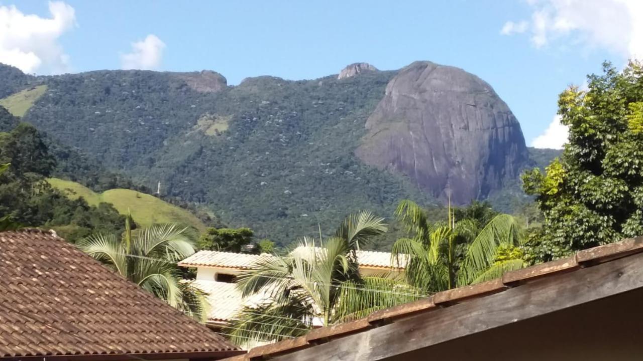 Casa na Vila de Lumiar Banho de Rio Próximo ao Centro Exterior foto
