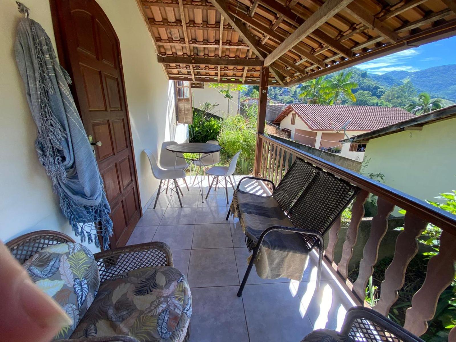 Casa na Vila de Lumiar Banho de Rio Próximo ao Centro Exterior foto