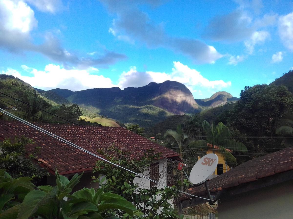 Casa na Vila de Lumiar Banho de Rio Próximo ao Centro Exterior foto